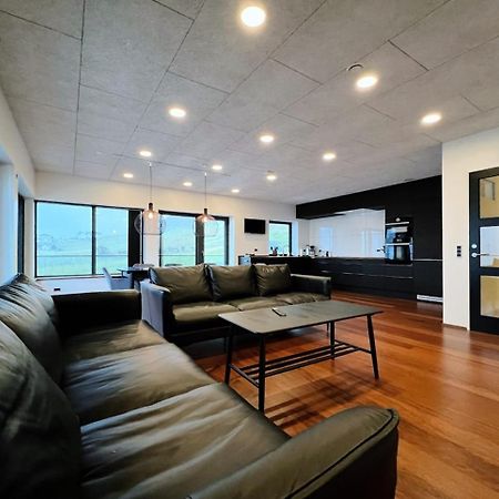 Stunning Ocean View Penthouse Apartment Oravik Kültér fotó