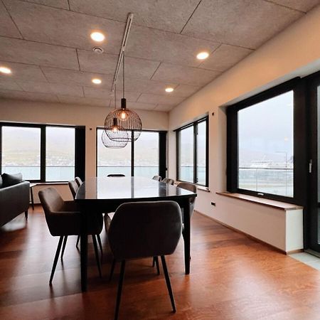 Stunning Ocean View Penthouse Apartment Oravik Kültér fotó