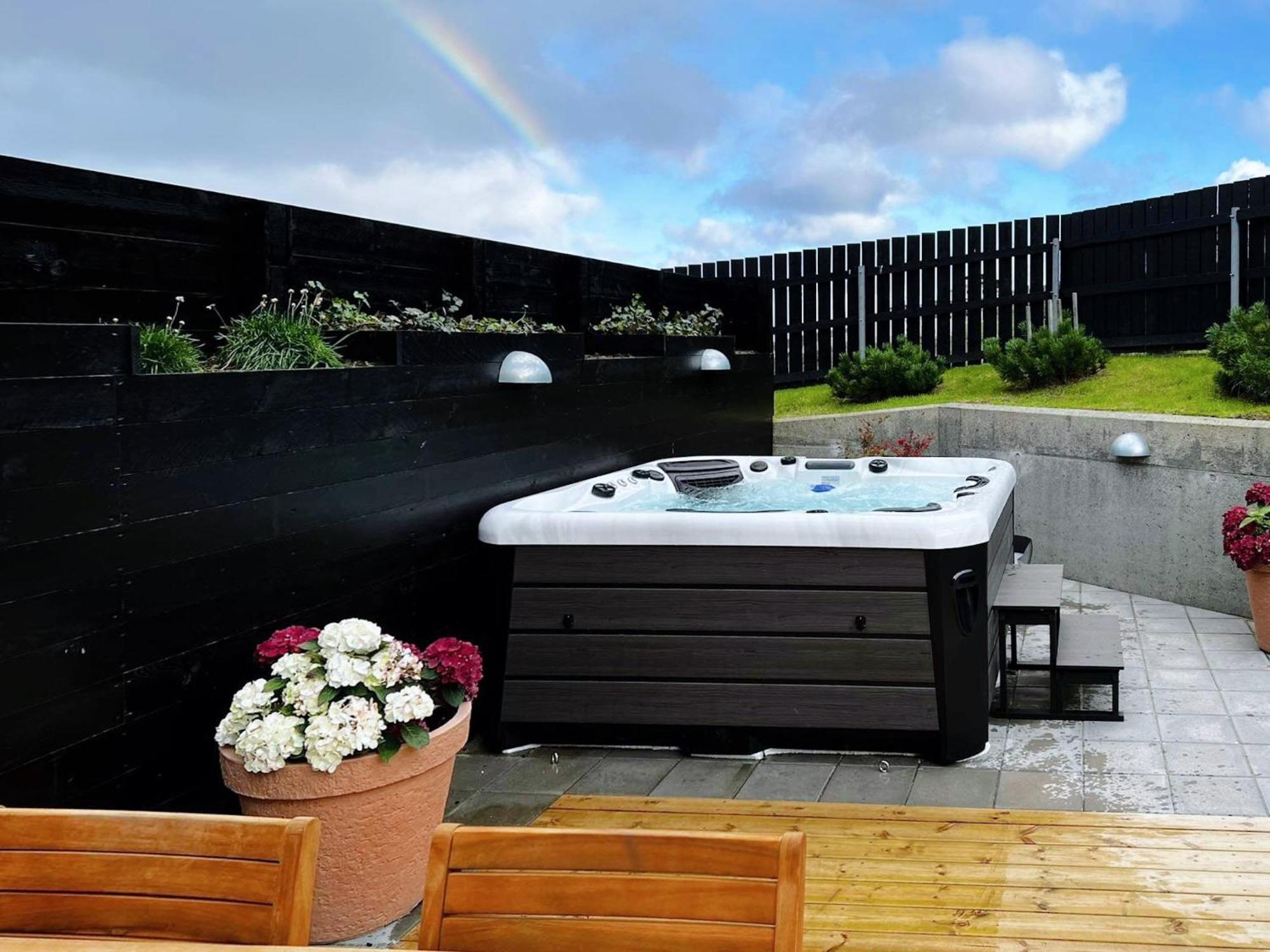 Stunning Ocean View Penthouse Apartment Oravik Kültér fotó